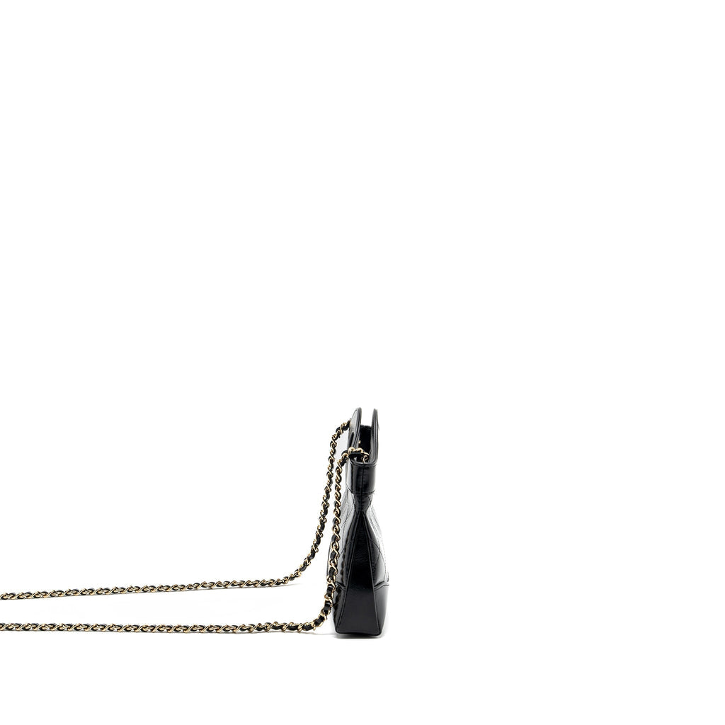 chanel-24c-mini-31-clutch-with-chain-shiny-calfskin-black-lghw-microchip-1