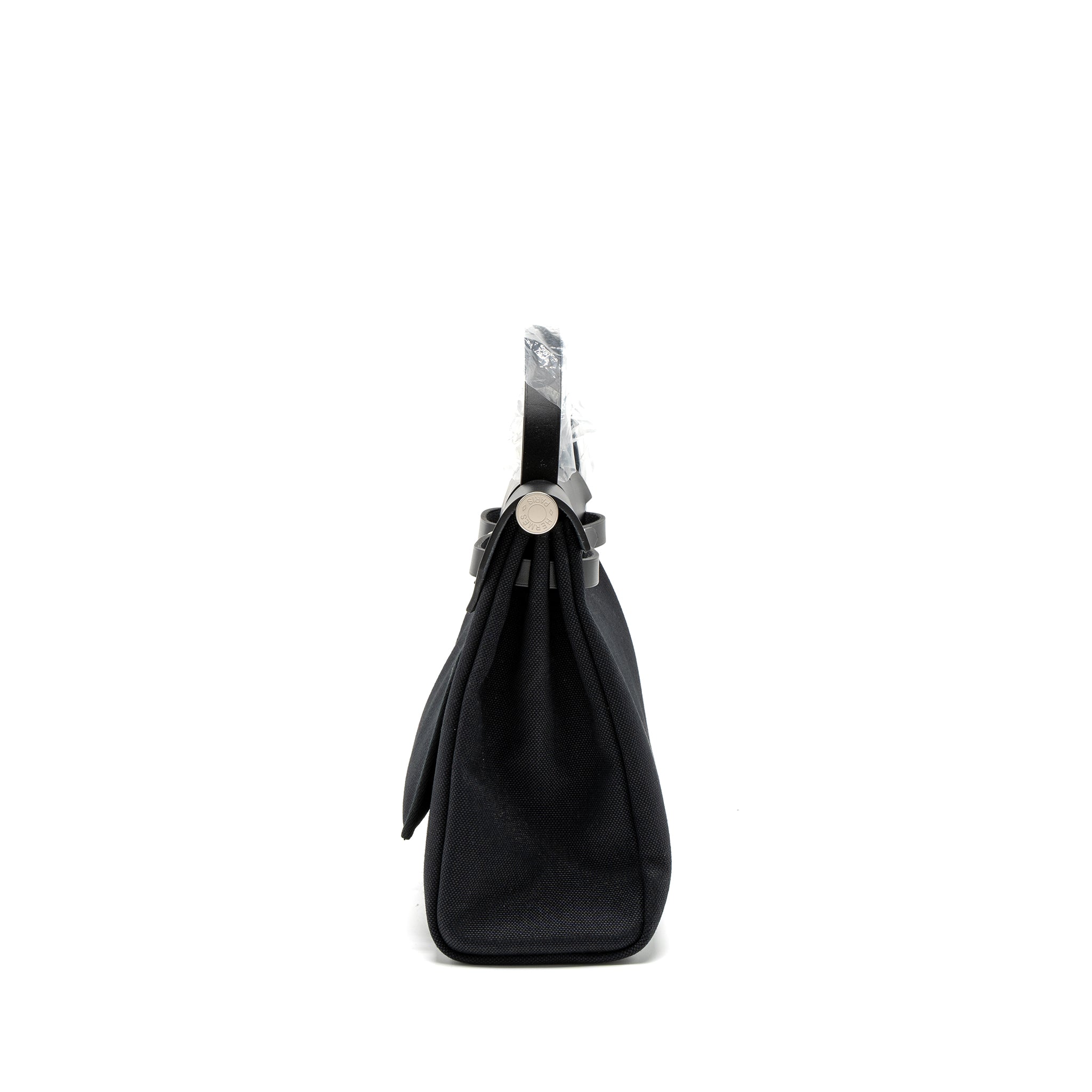 hermes-herbag-zip-31-bag-retourne-toile-militaries-black-shw-stamp-u