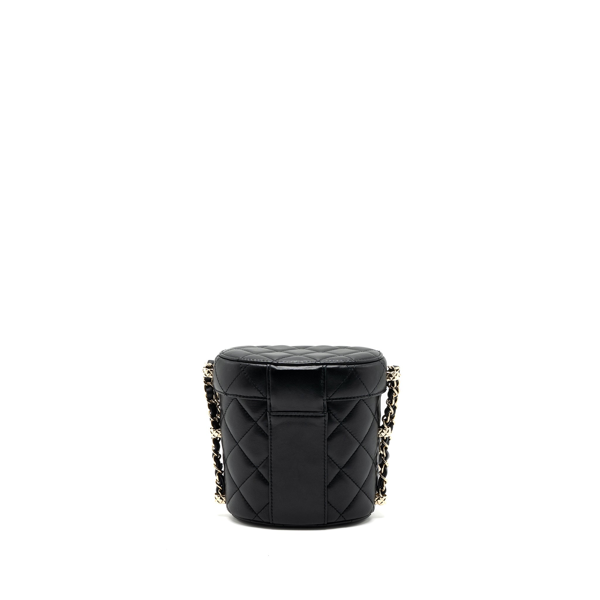 chanel-vanity-with-chain-lambskin-black-lghwmicrochip