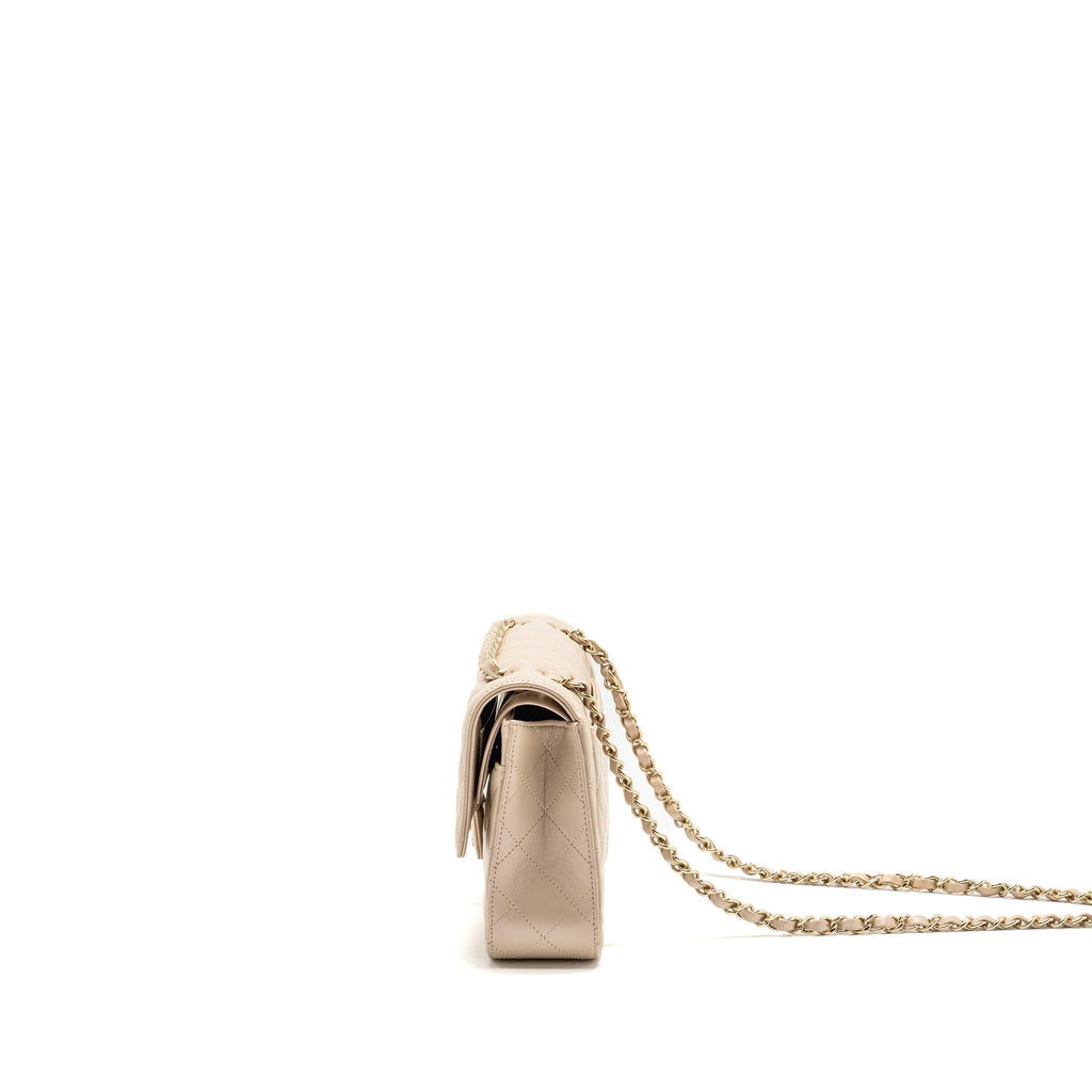 chanel-medium-classic-double-flap-bag-lambskin-iridescent-ivory-lghw-copy