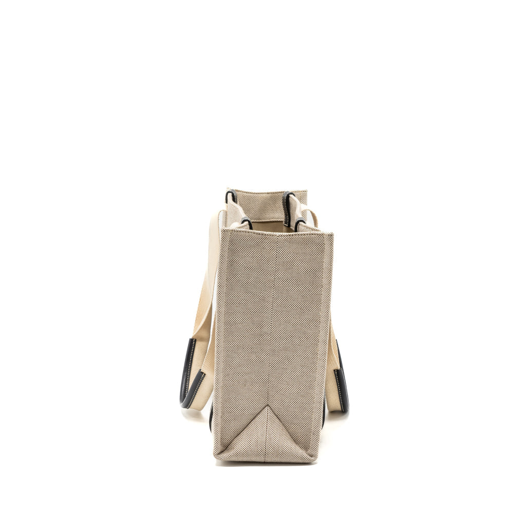 chloe-medium-woody-tote-bag-cotton-calf-leather-white-blue