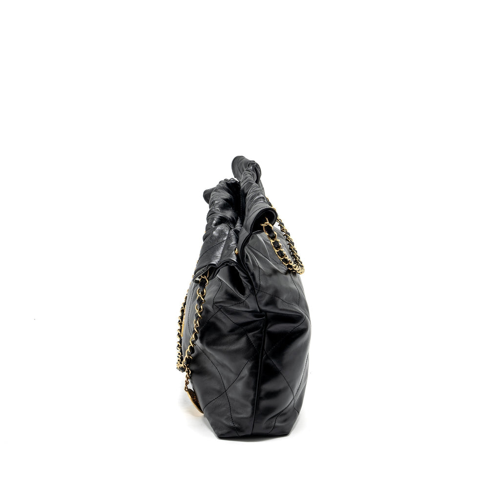 chanel-medium-22-bag-calfskin-black-ghw-microchip