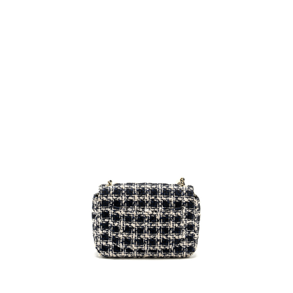 chanel-mini-flap-bag-with-detailed-chain-tweed-black-white-lghw-microchip