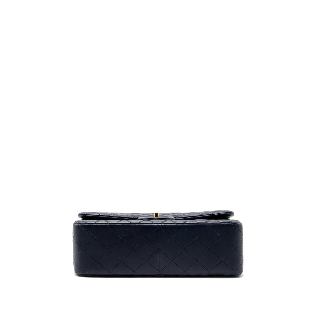 chanel-jumbo-classic-double-flap-lambskin-navy-ghw