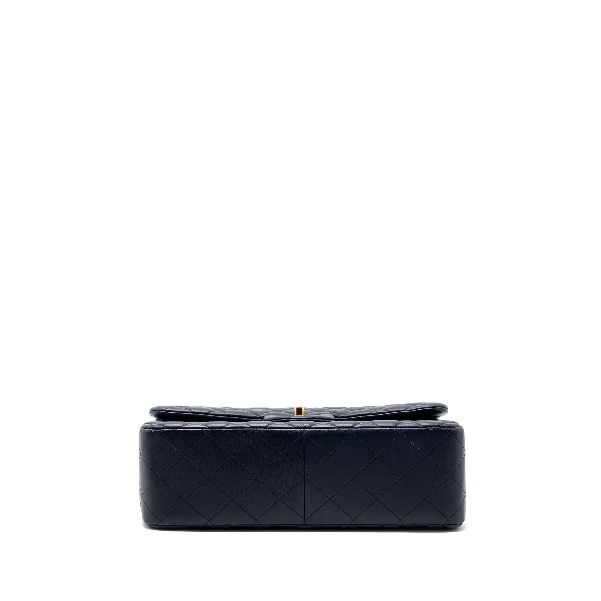 chanel-jumbo-classic-double-flap-lambskin-navy-ghw