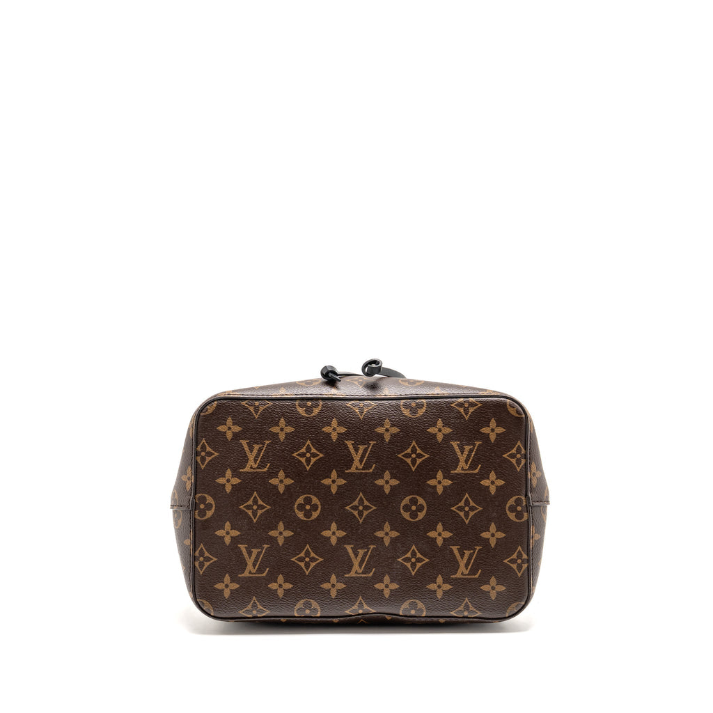 louis-vuitton-neo-noe-monogram-canvas-black-ghw-6