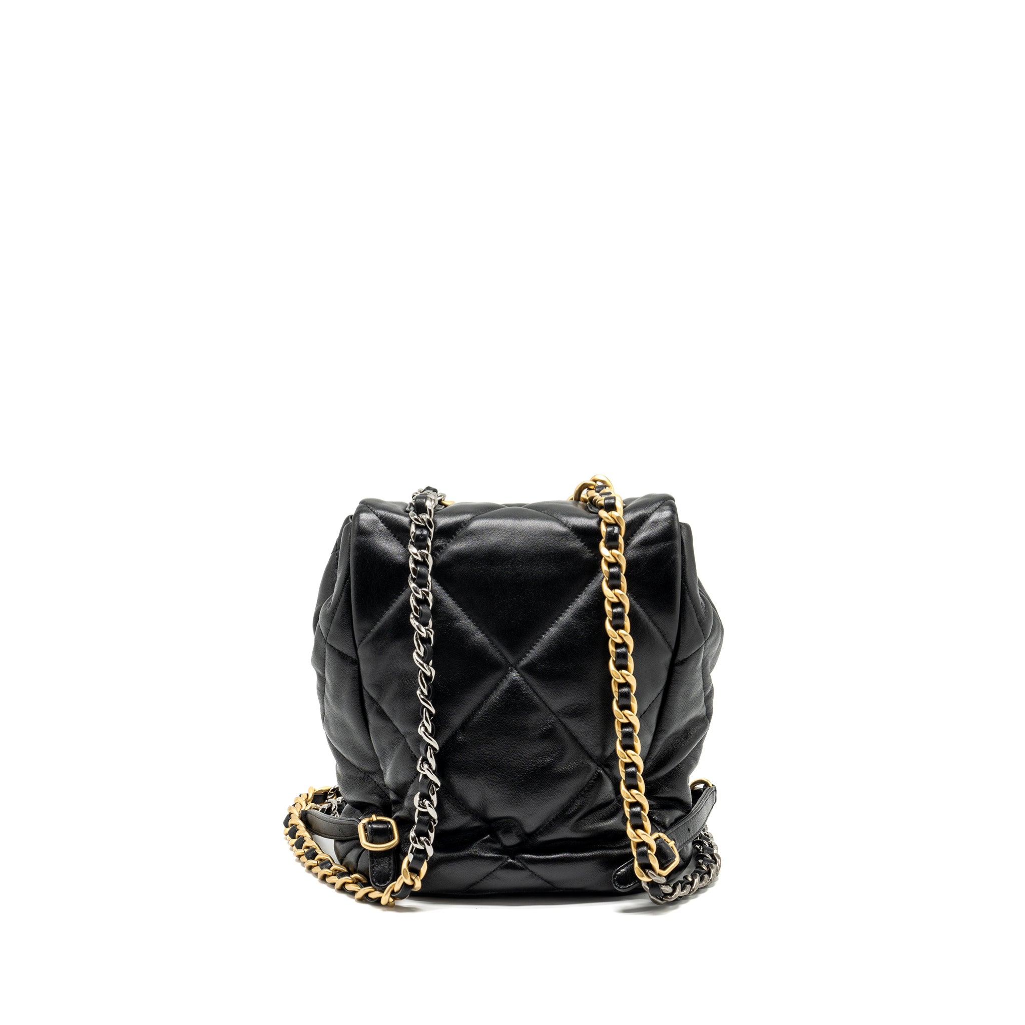 chanel-24c-19-backpack-shiny-lambskin-black-multicolour-hardwaremicrochip