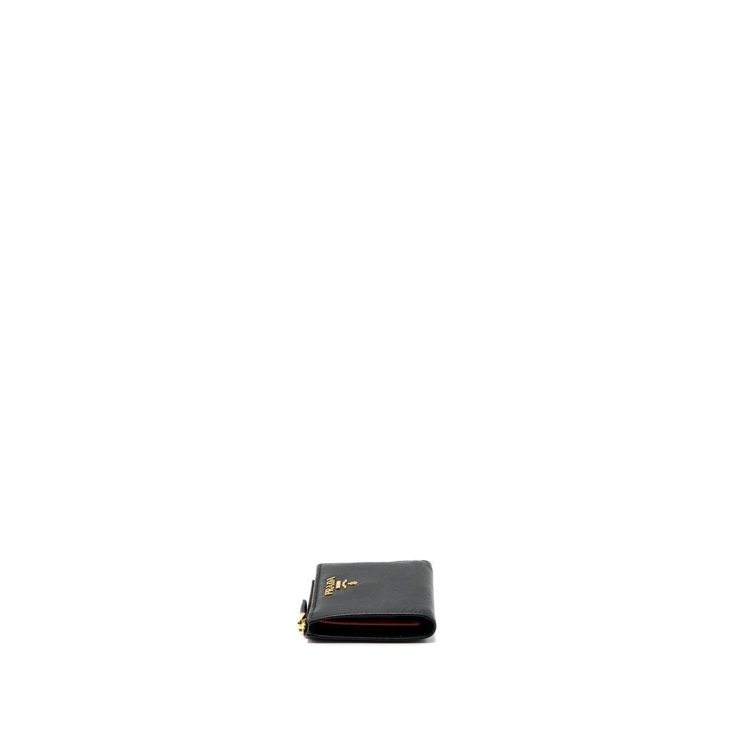 prada-small-saffiano-leather-wallet-black-ghw