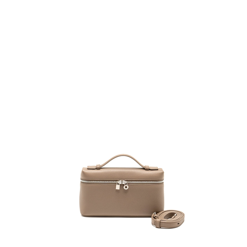 loro-piana-extra-pocket-l19-grained-calfskin-warm-mastic-shw