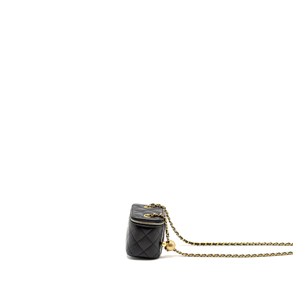 chanel-pearl-crush-mini-vanity-case-lambskin-black-ghw-copy
