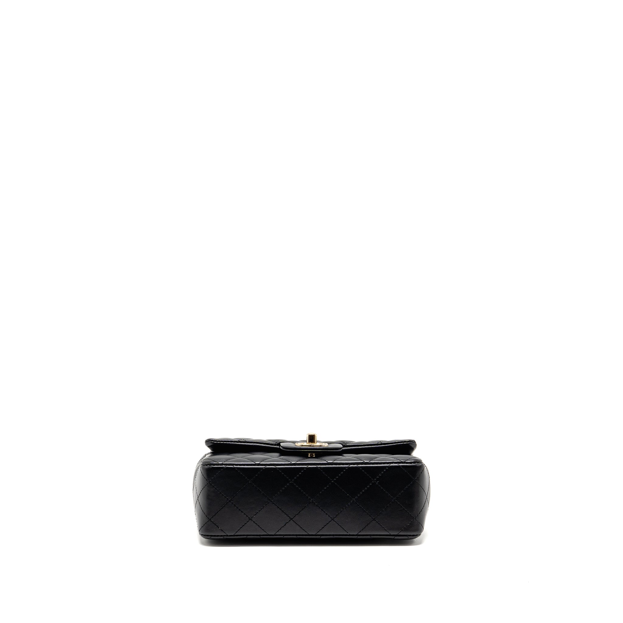chanel-black-3