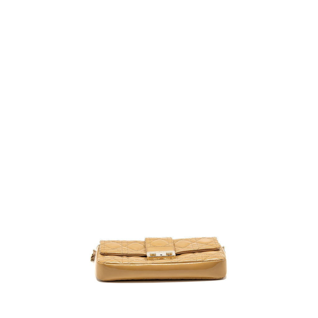 dior-beige-02lua1111