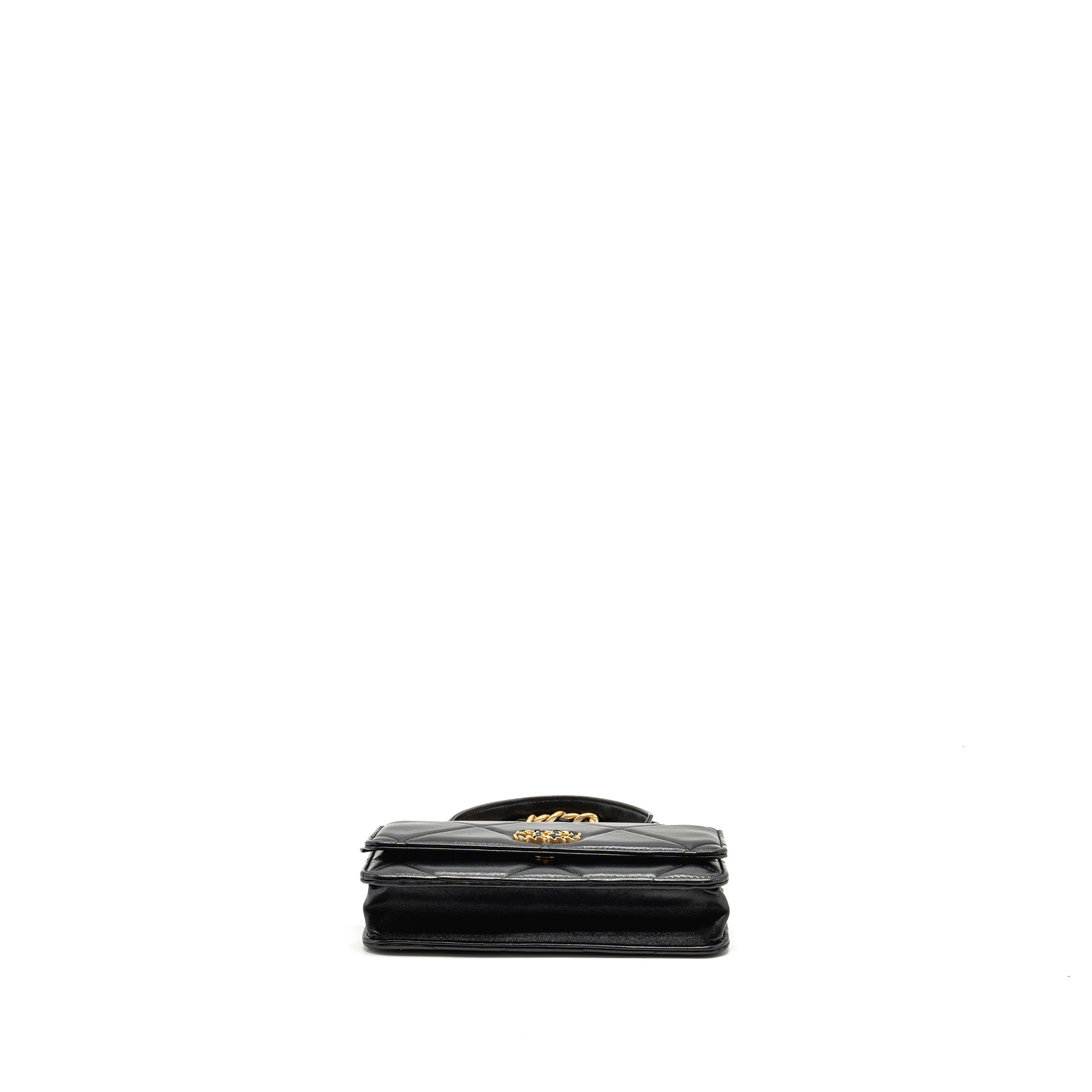 chanel-19-wallet-on-chain-lambskin-black-multicolour-hardware