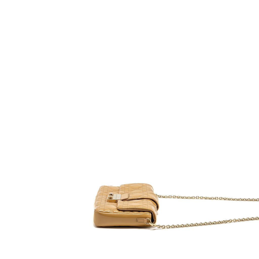 dior-beige-02lua1111