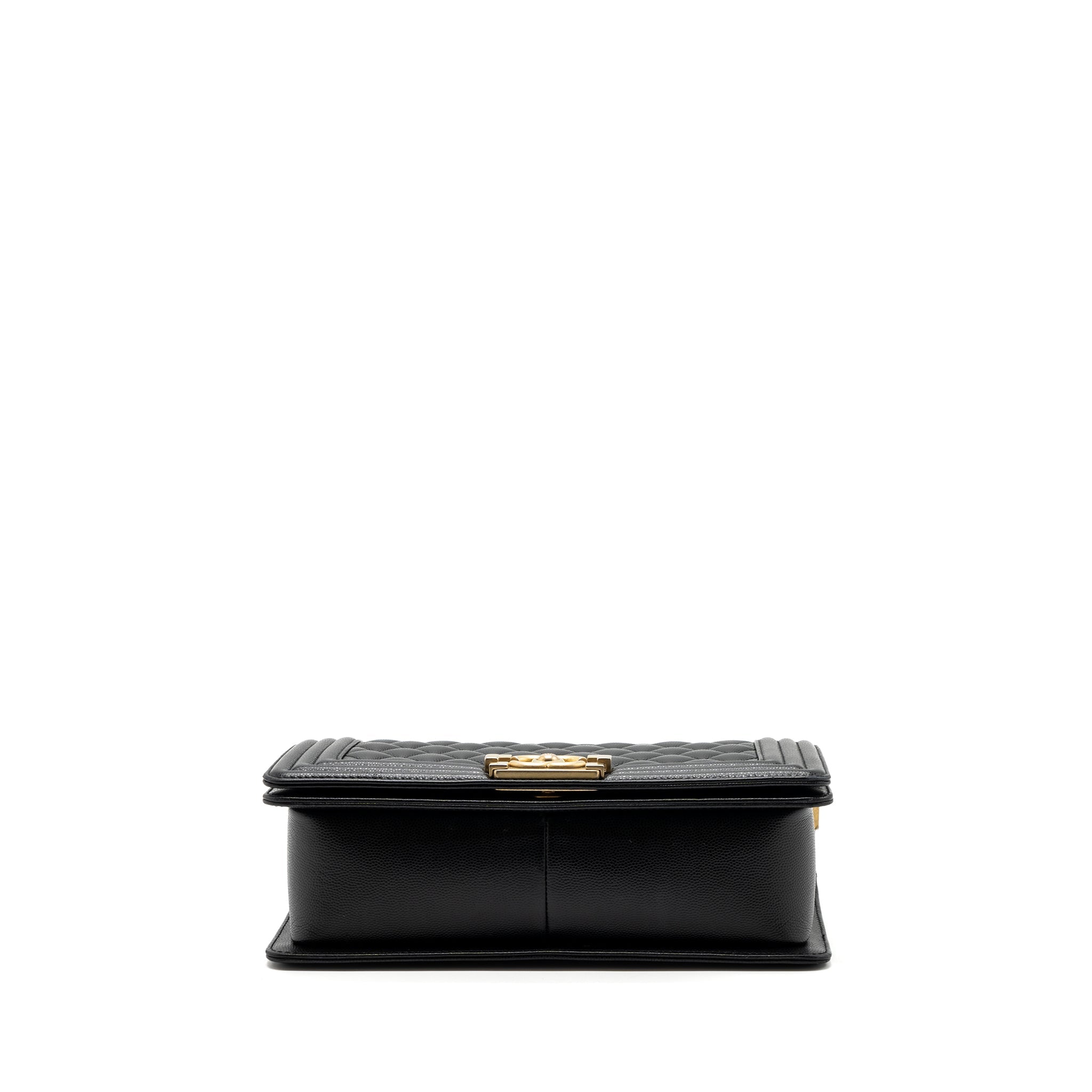 chanel-medium-classic-boy-bag-caviar-black-ghw-microchip