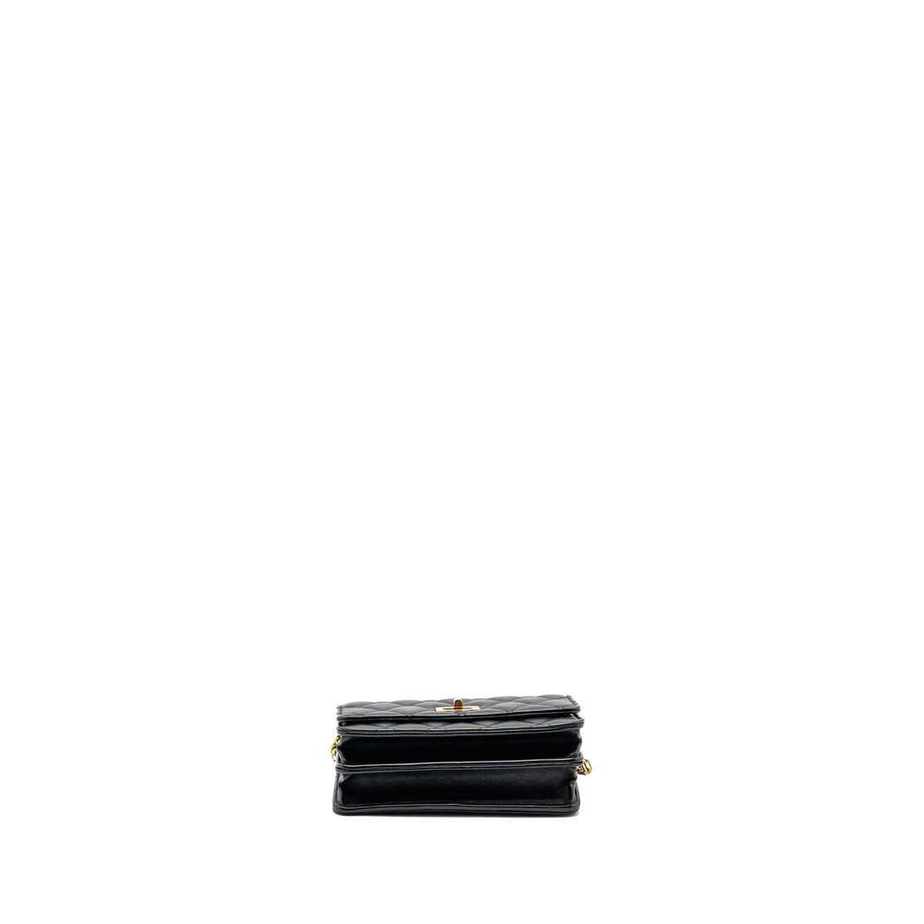 chanel-mini-2-55-reissue-wallet-on-chain-aged-calfskin-black-ghwmicrochip