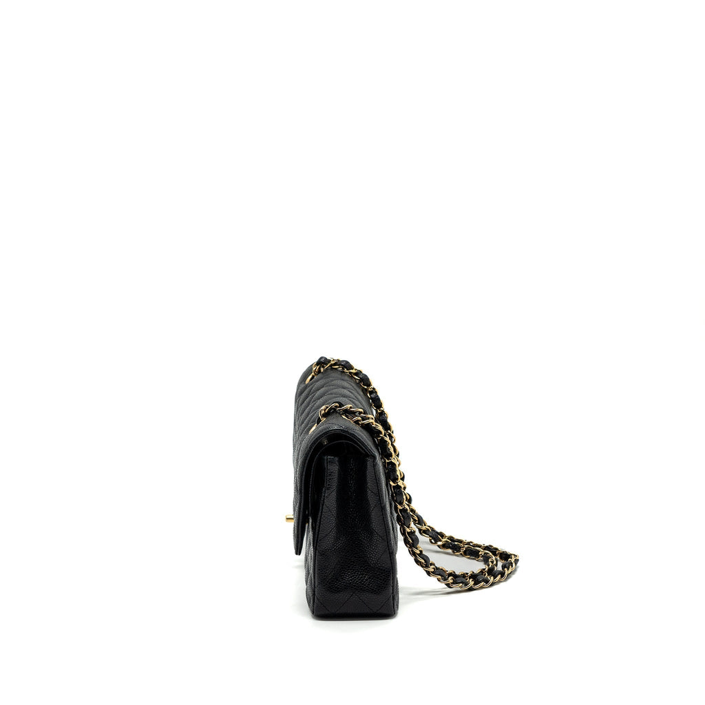 chanel-meedium-classic-double-flap-bag-caviar-black-ghw