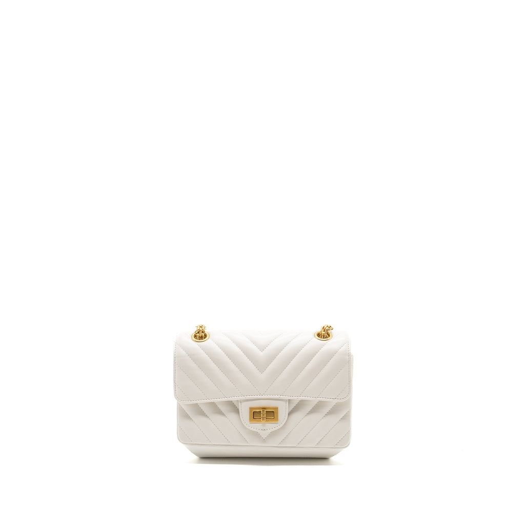 chanel-mini-chevron-2-55-reissue-flap-bag-calfskin-white-ghw-microchip