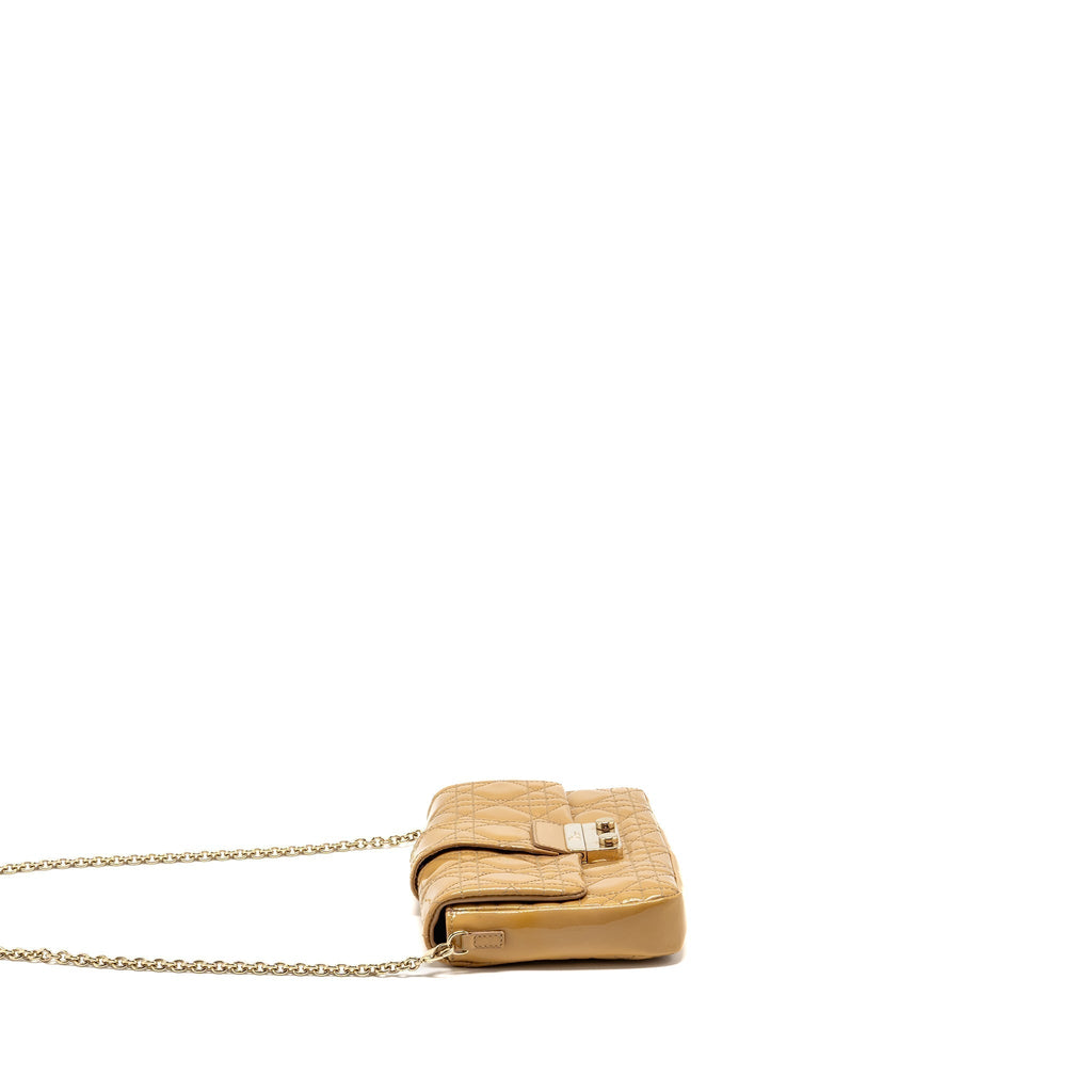 dior-beige-02lua1111