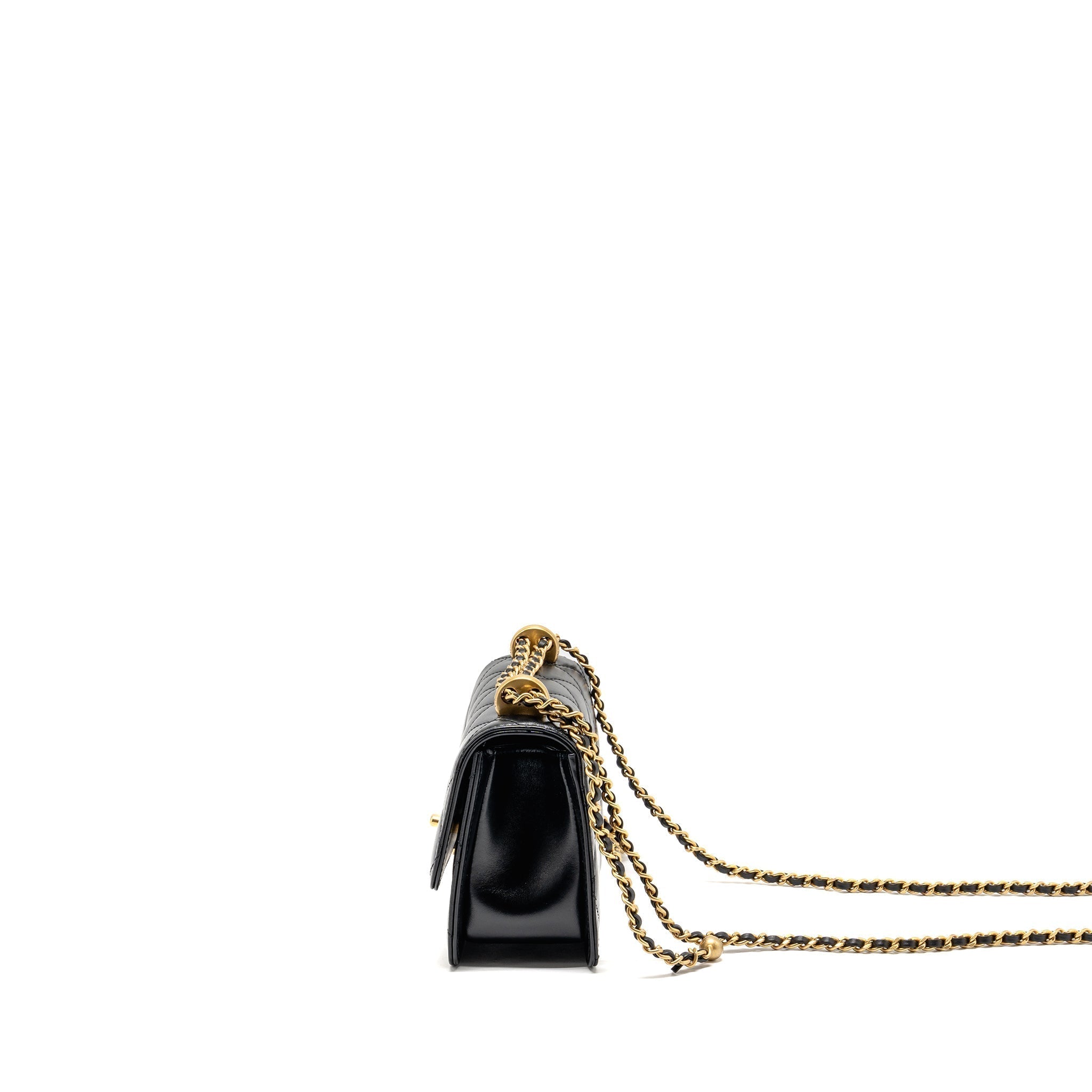 chanel-gold-crush-flap-bag-calfskin-black-ghw-microchip-copy-1