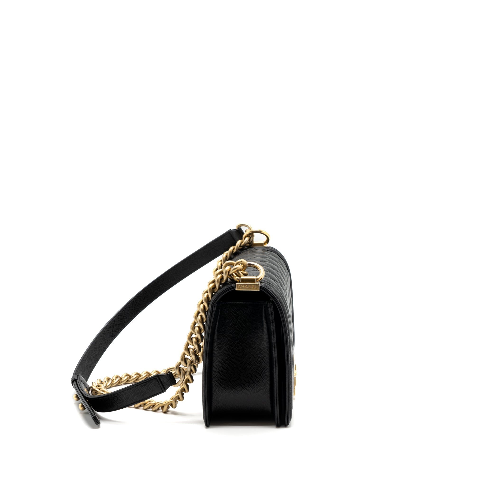 chanel-medium-classic-boy-bag-caviar-black-ghw-microchip