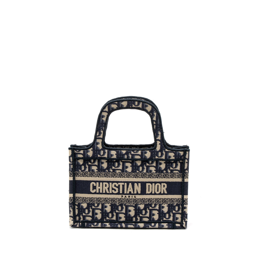 dior-mini-book-tote-blue-oblique-embroidery-1