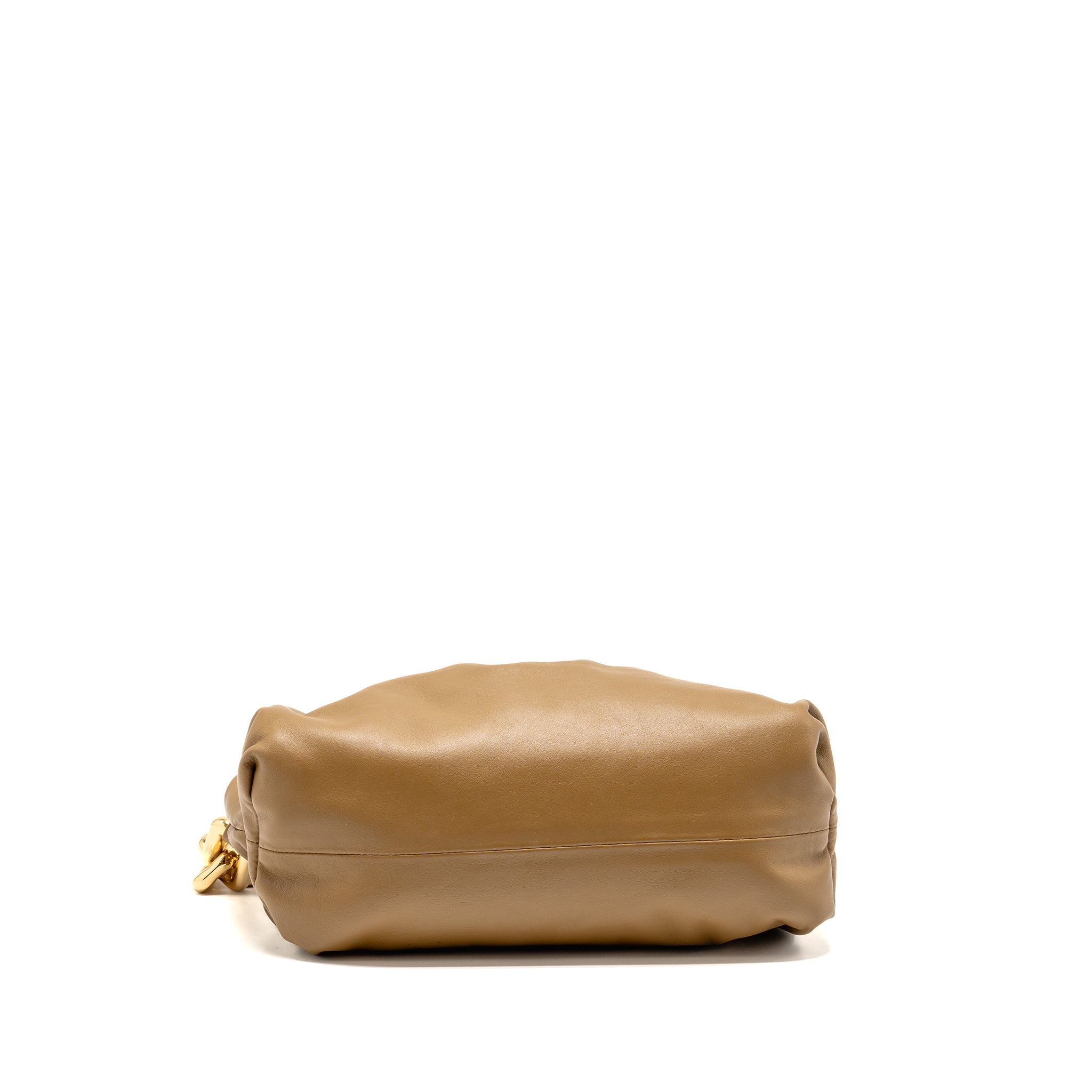 bottega-veneta-chain-pouch-549ou
