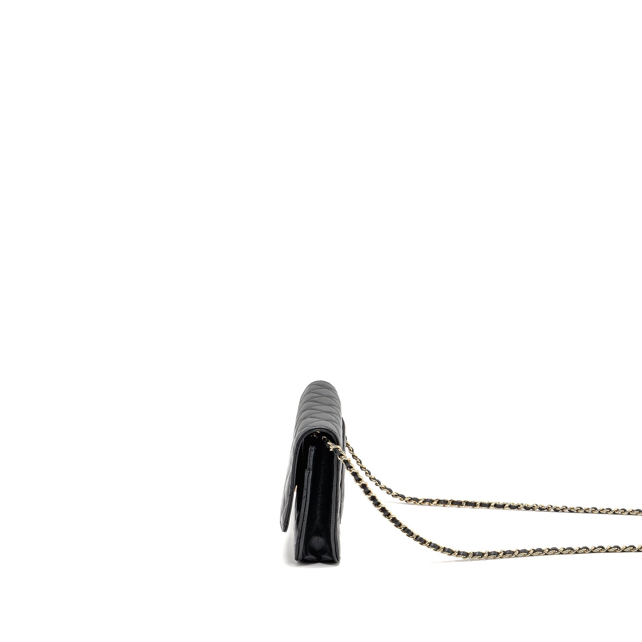 chanel-cc-logo-quilted-wallet-on-chain-caviar-black-lghw-microchip