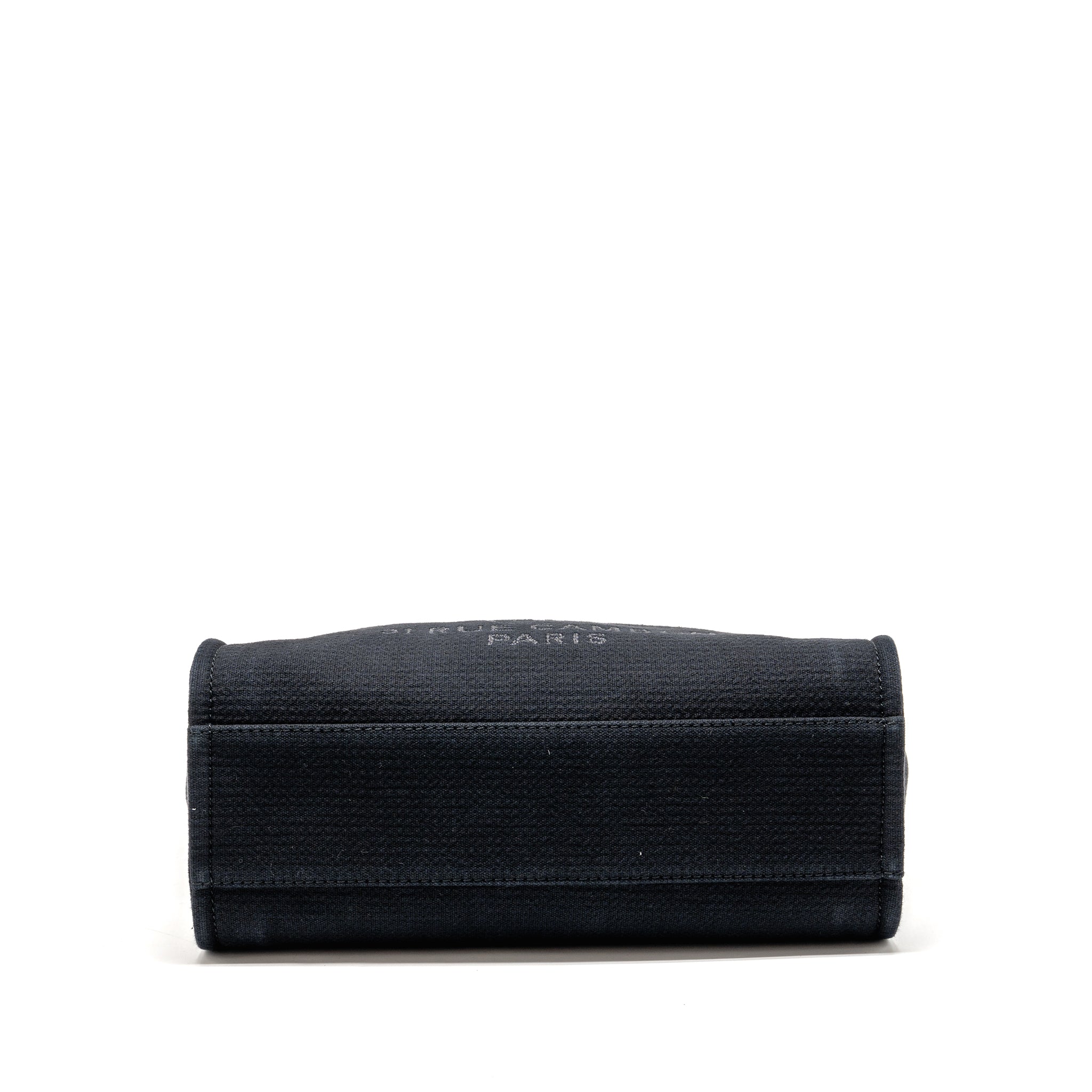 chanel-deauville-tote-bag-canvas-calfskin-black-lghwmicrochip