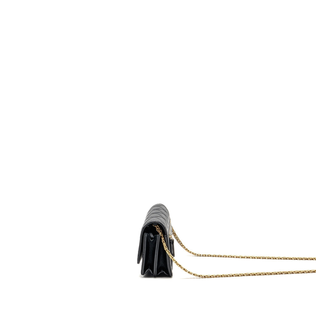 chanel-mini-2-55-reissue-wallet-on-chain-aged-calfskin-black-ghwmicrochip