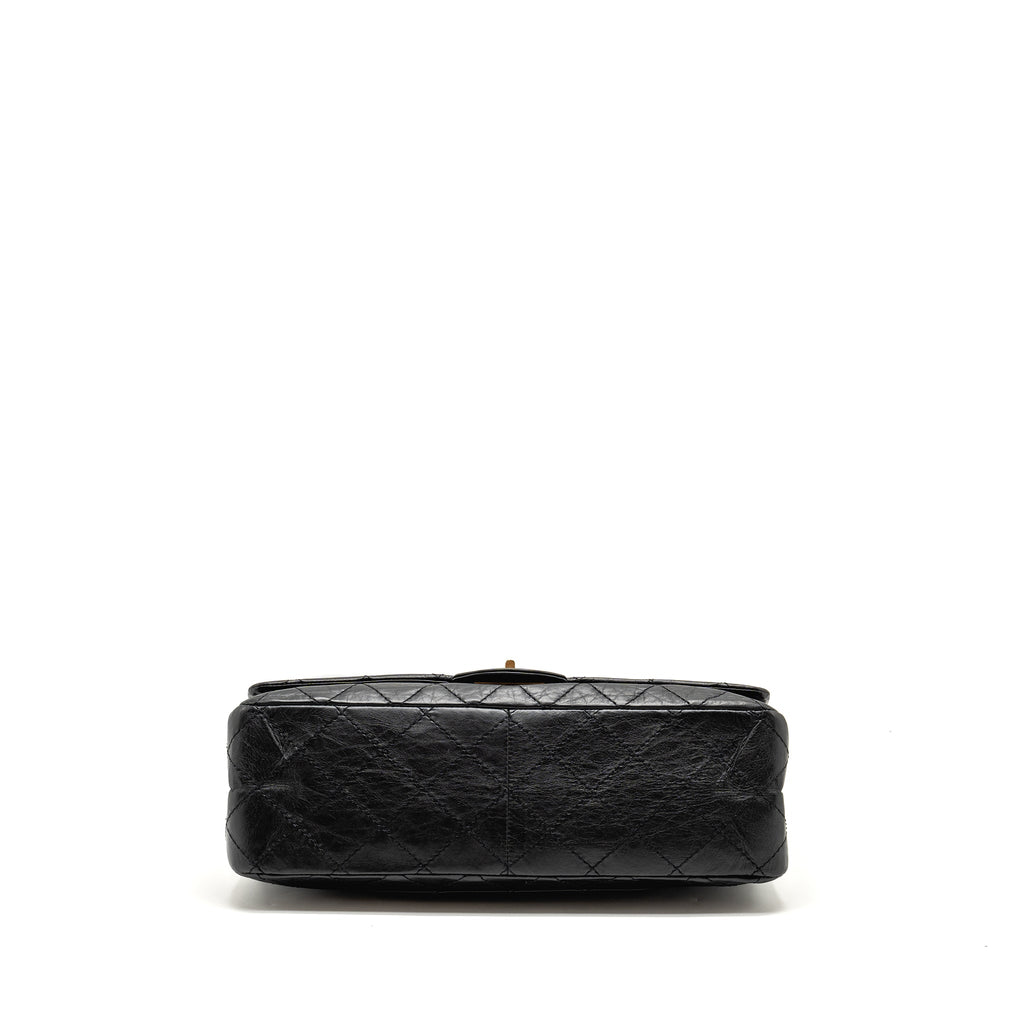 chanel-maxi-2-55-reissue-double-flap-bag-aged-calfskin-black-ghw