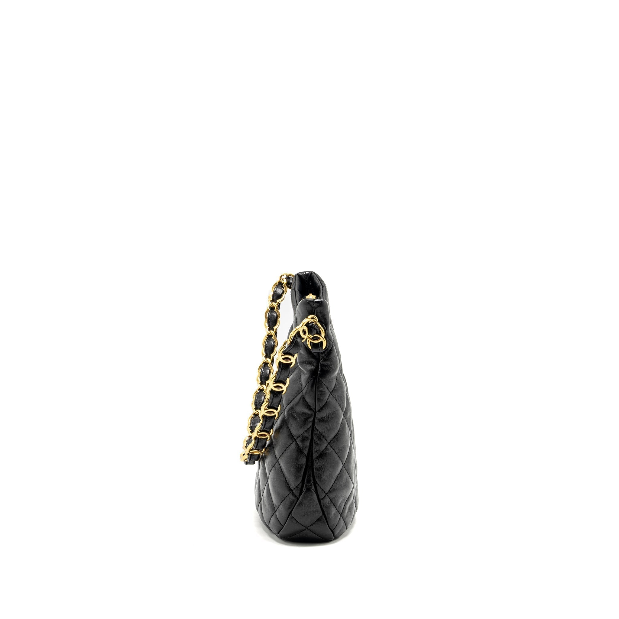 chanel-22k-hobo-shoulder-bag-lambskin-black-ghw-microchip-1