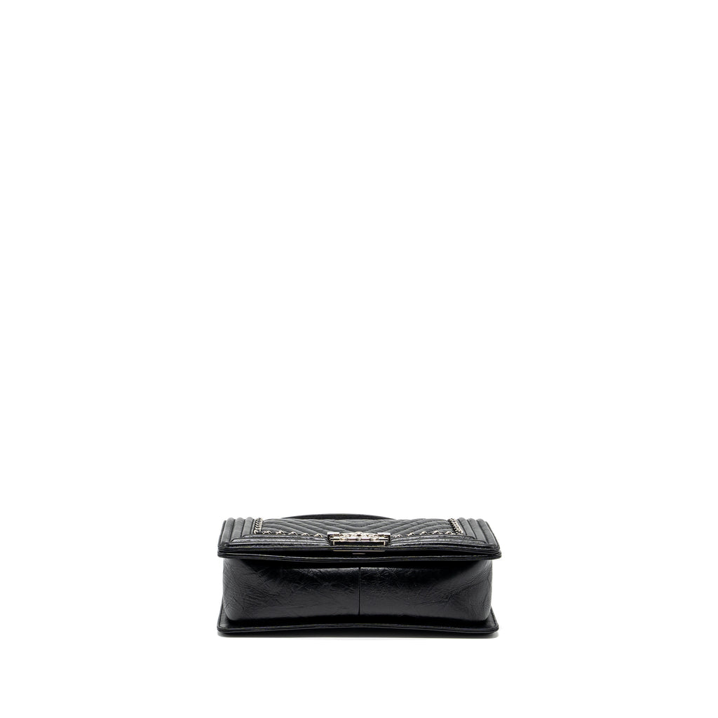chanel-medium-chevron-boy-bag-limited-edition-calfskin-black-shw