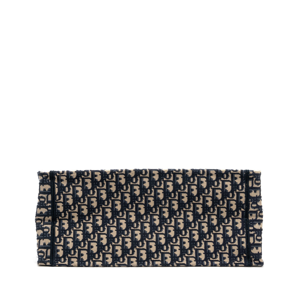 dior-large-book-tote-ecru-and-blue-dior-oblique-embroidery