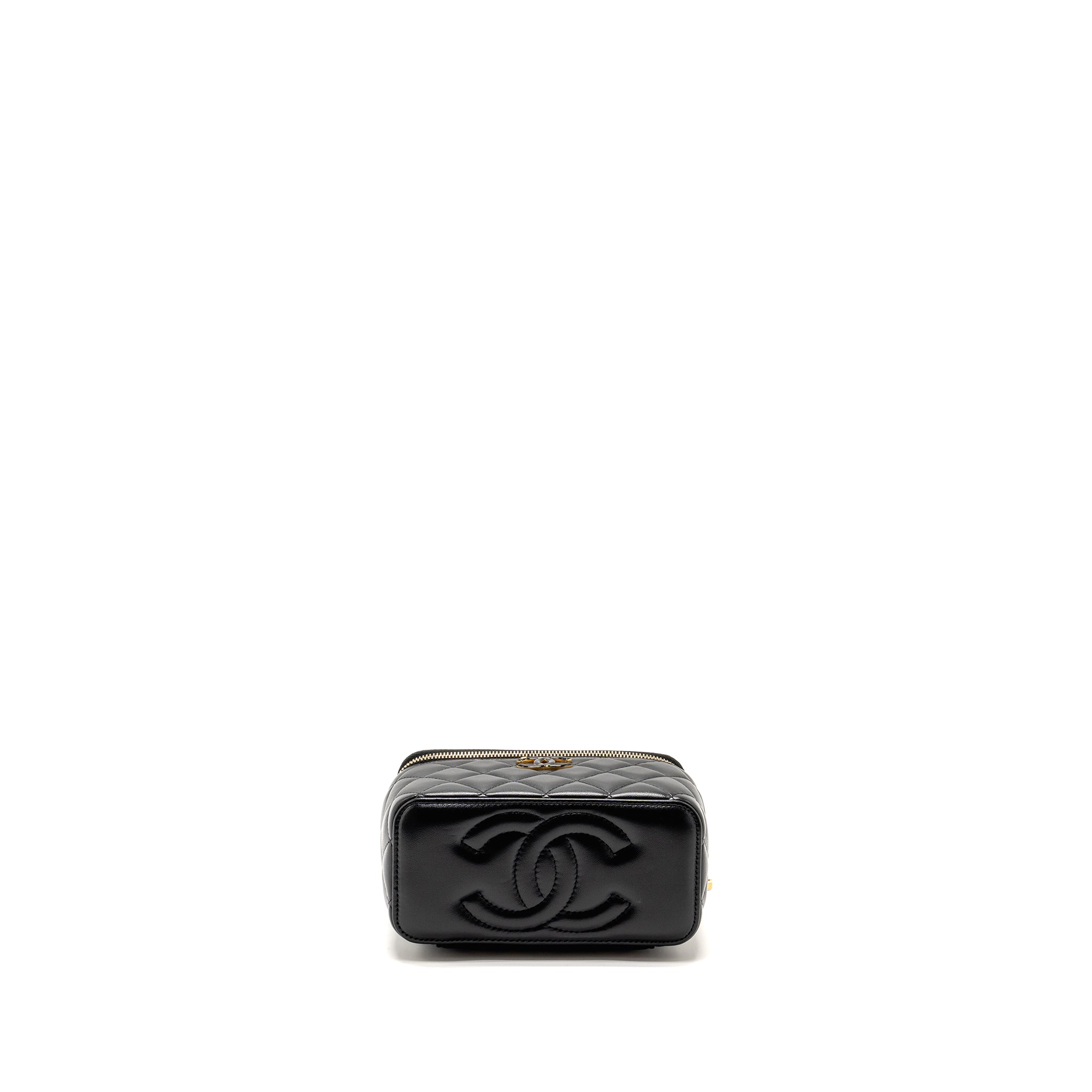 chanel-24a-long-vanity-case-with-cc-logo-adjustable-chain-lambskin-black-ghwmicrochip
