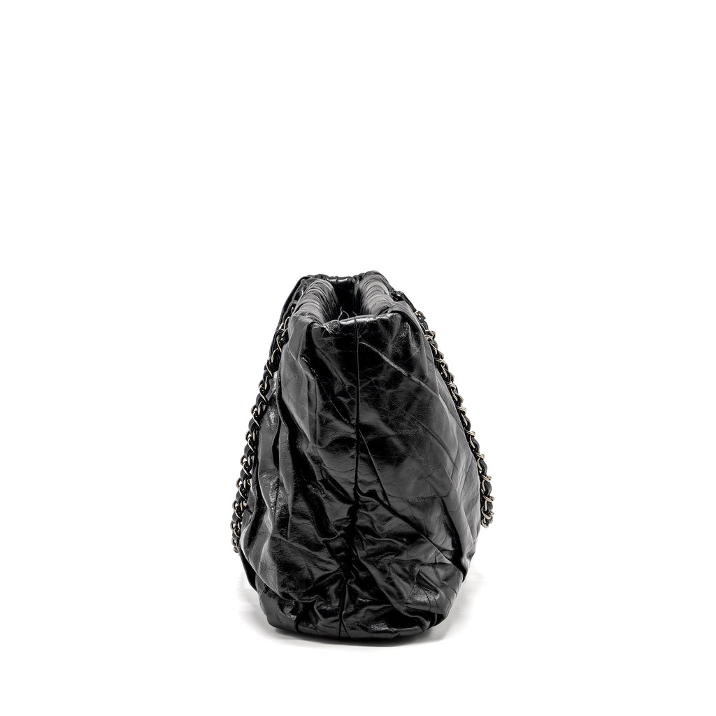 chanel-tote-bag-black