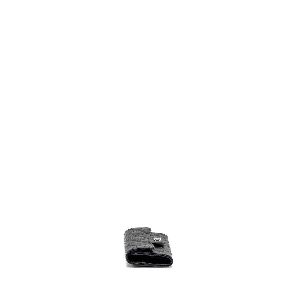 chanel-classic-flap-card-holder-caviar-black-shw-microchip-1