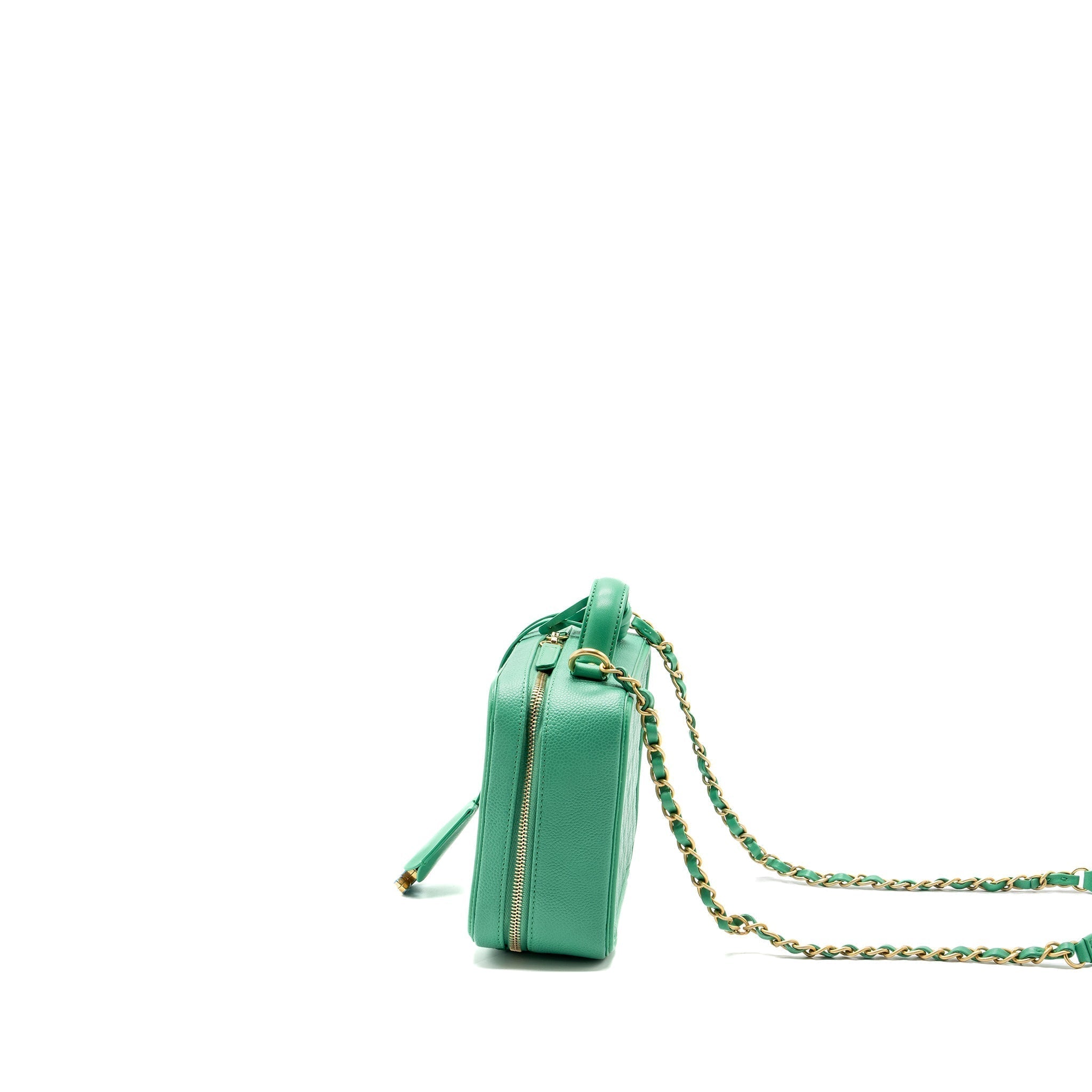chanel-medium-filigree-vanity-case-caviar-green-ghw
