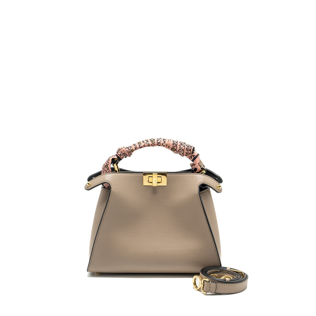 fendi-peekaboo-handle-bag-calfskin-dove-black-ghw