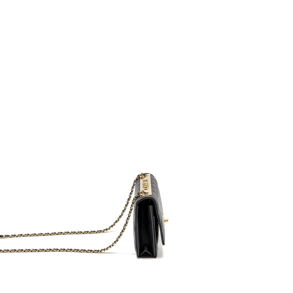chanel-trendy-cc-wallet-on-chain-lambskin-black-lghw-microchip