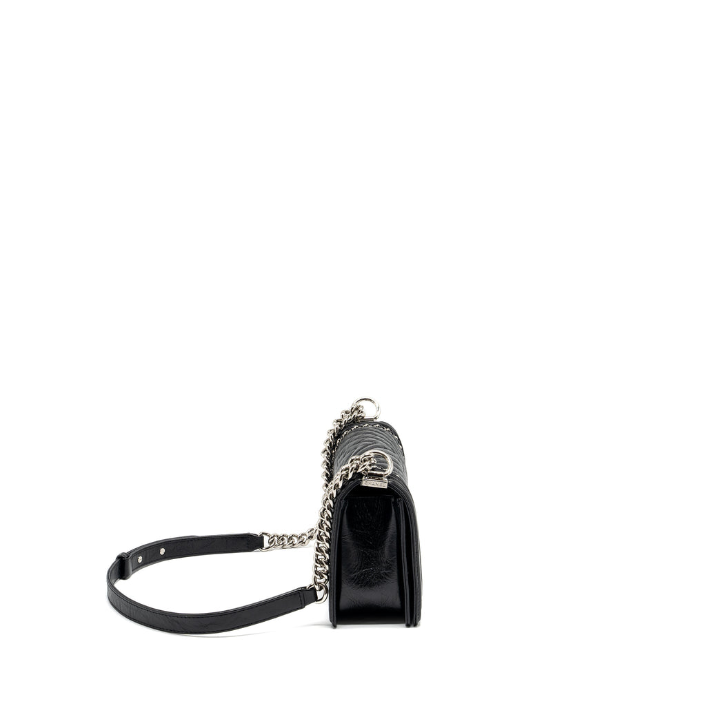 chanel-medium-chevron-boy-bag-limited-edition-calfskin-black-shw