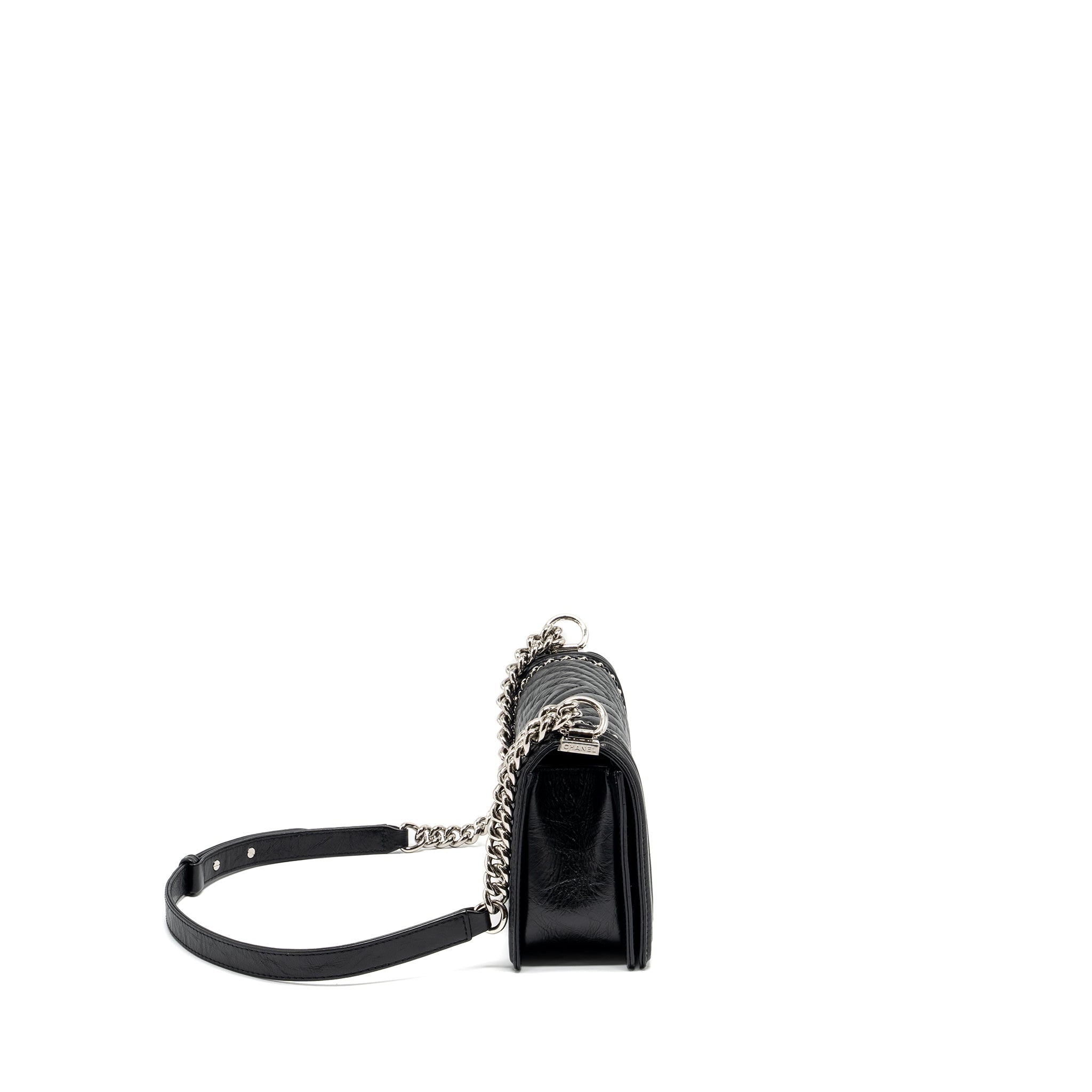 chanel-medium-chevron-boy-bag-limited-edition-calfskin-black-shw