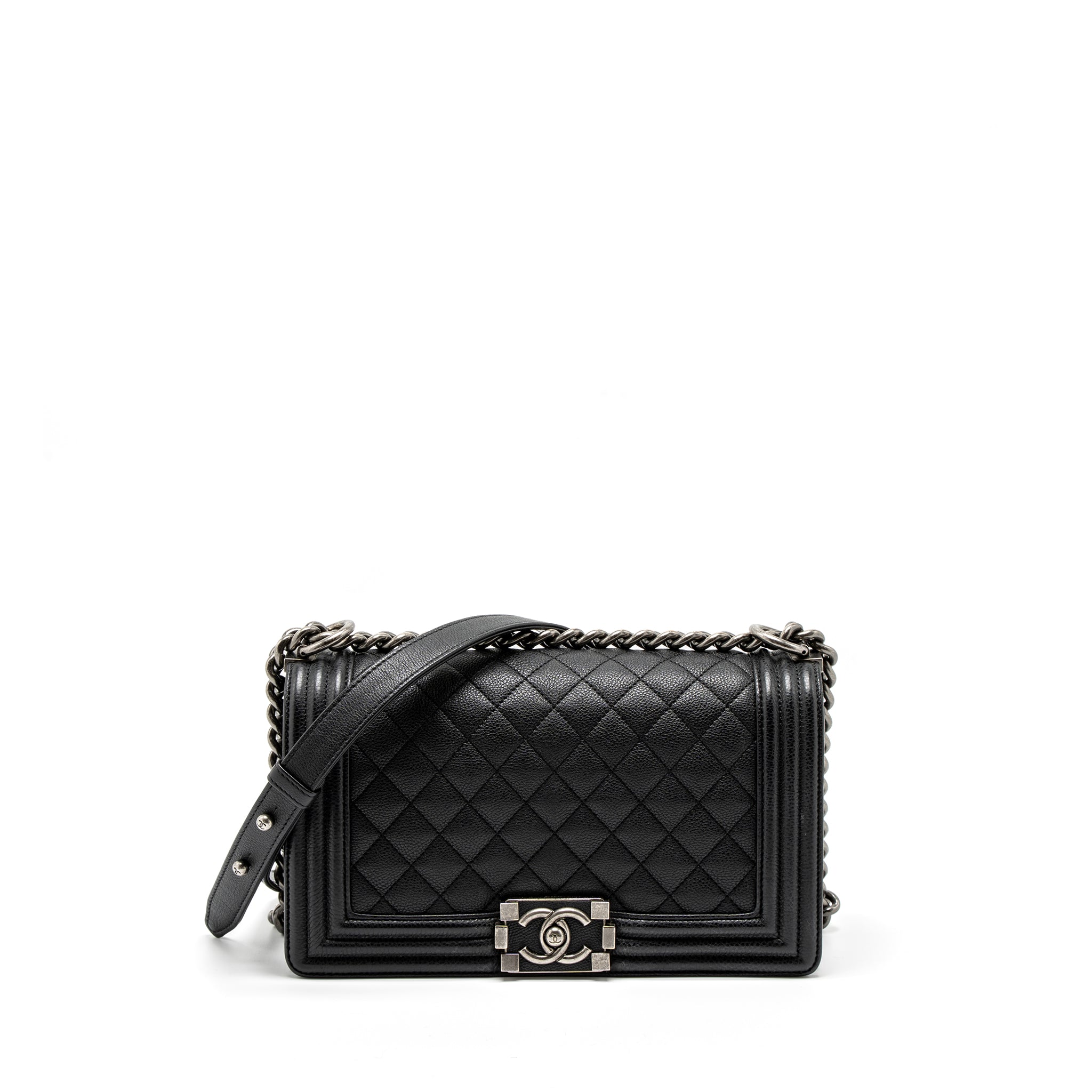 chanel-medium-boy-bag-grained-calfskin-black-ruthenium-hardware