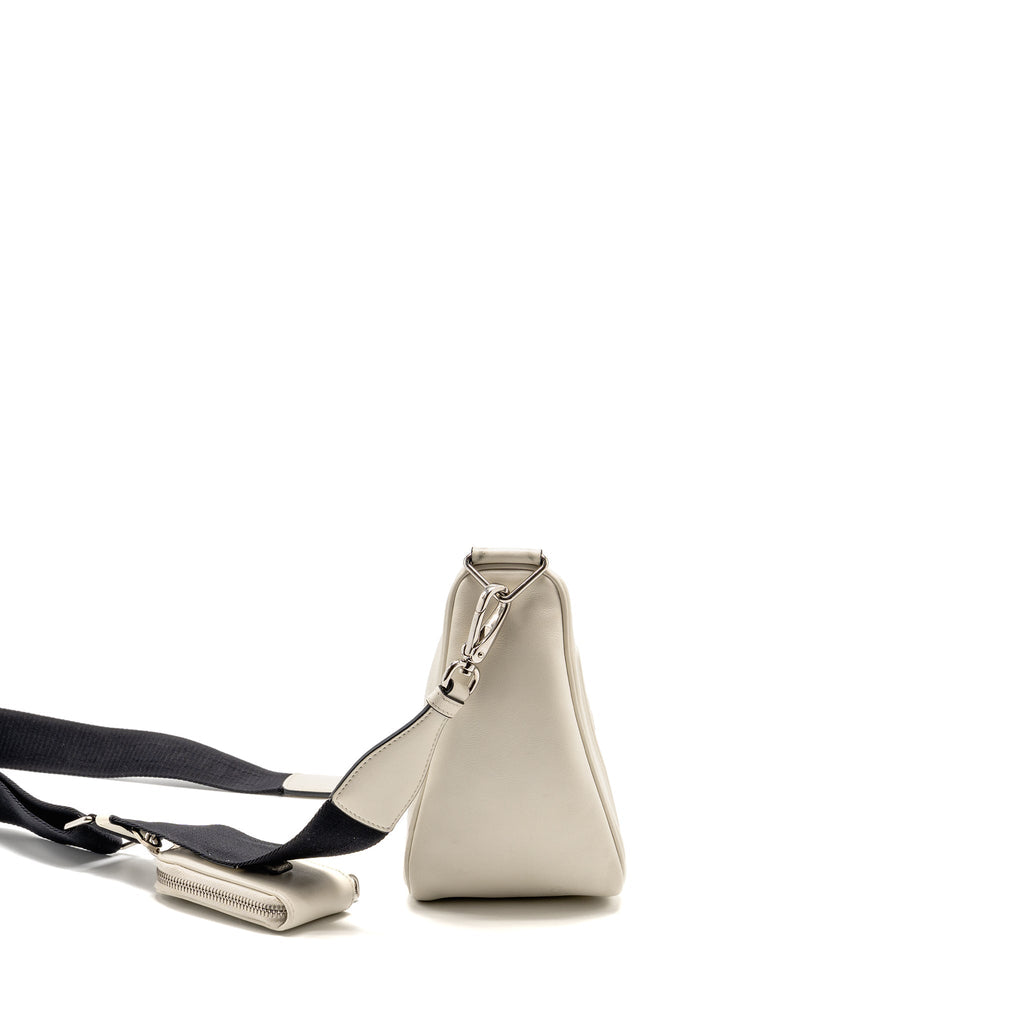 prada-triangle-shoulder-bag-leather-white-shw-1