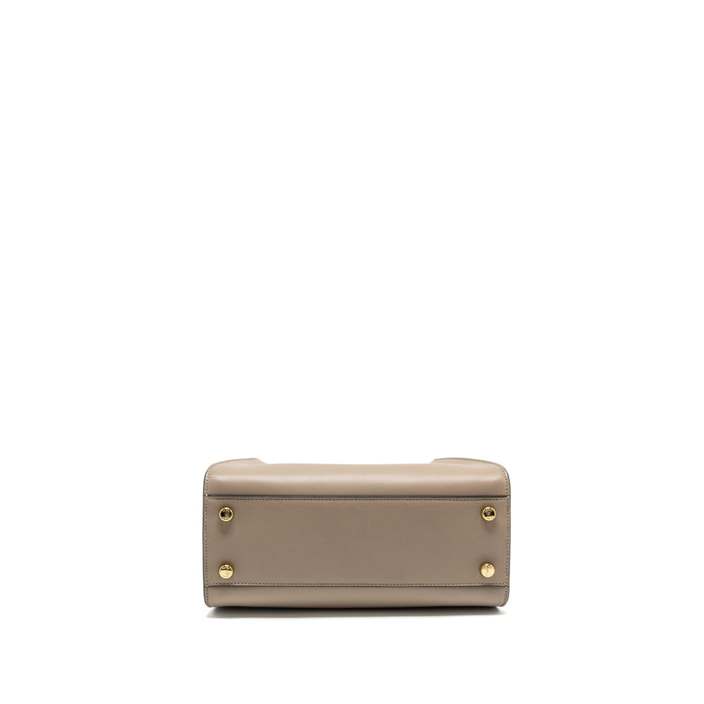 fendi-peekaboo-handle-bag-calfskin-dove-black-ghw