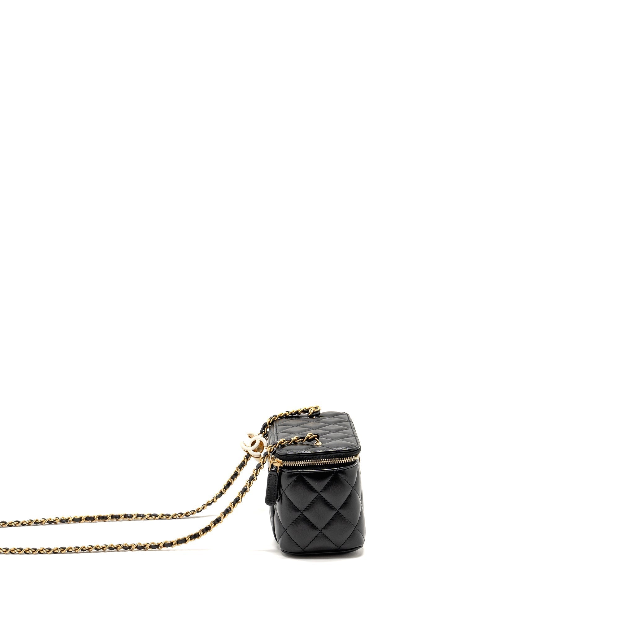 chanel-24a-long-vanity-case-with-cc-logo-adjustable-chain-lambskin-black-ghwmicrochip