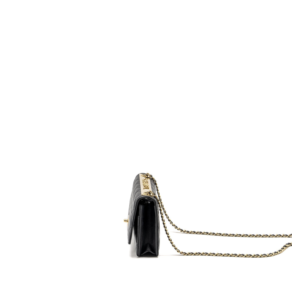 chanel-trendy-cc-wallet-on-chain-lambskin-black-lghw-microchip