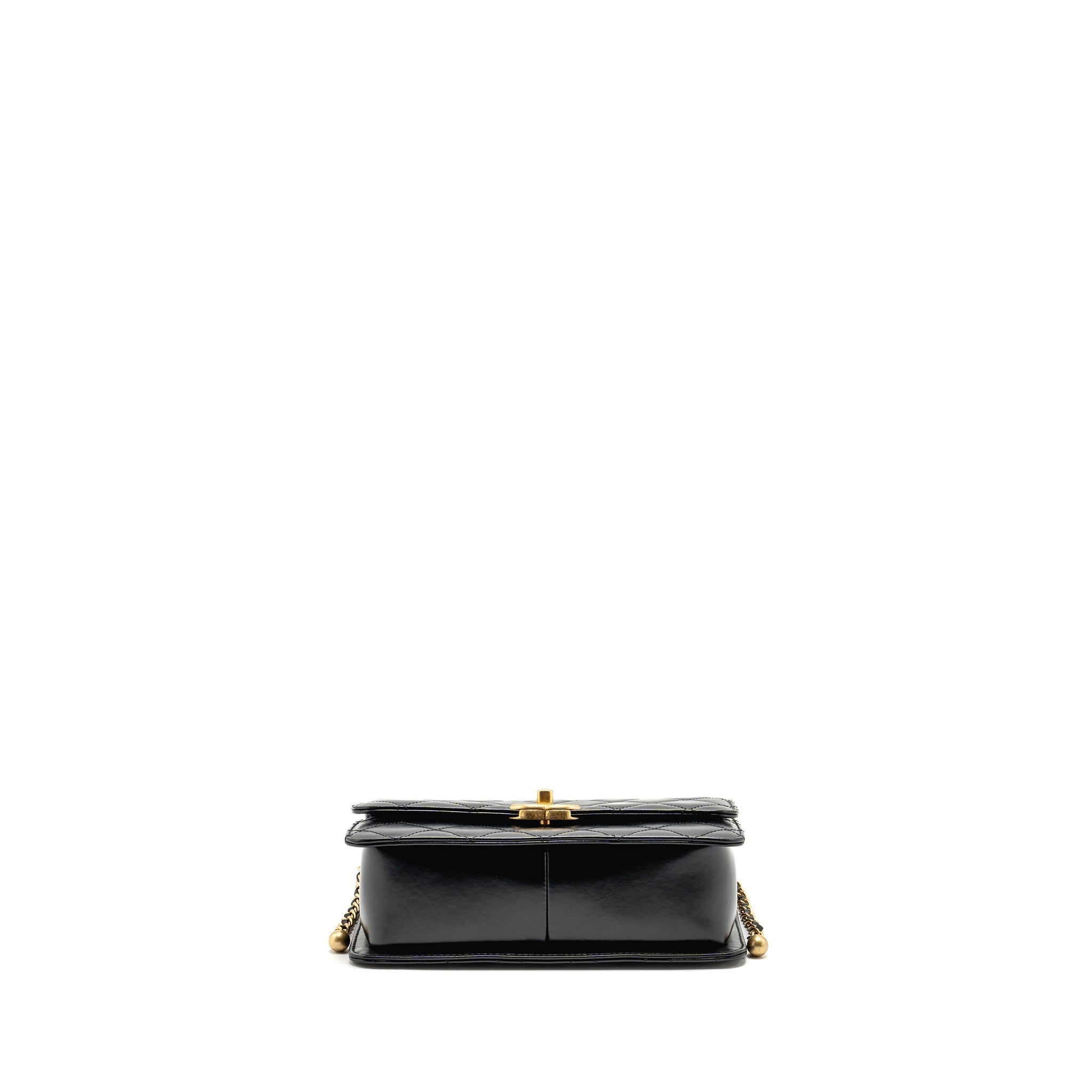 chanel-gold-crush-flap-bag-calfskin-black-ghw-microchip
