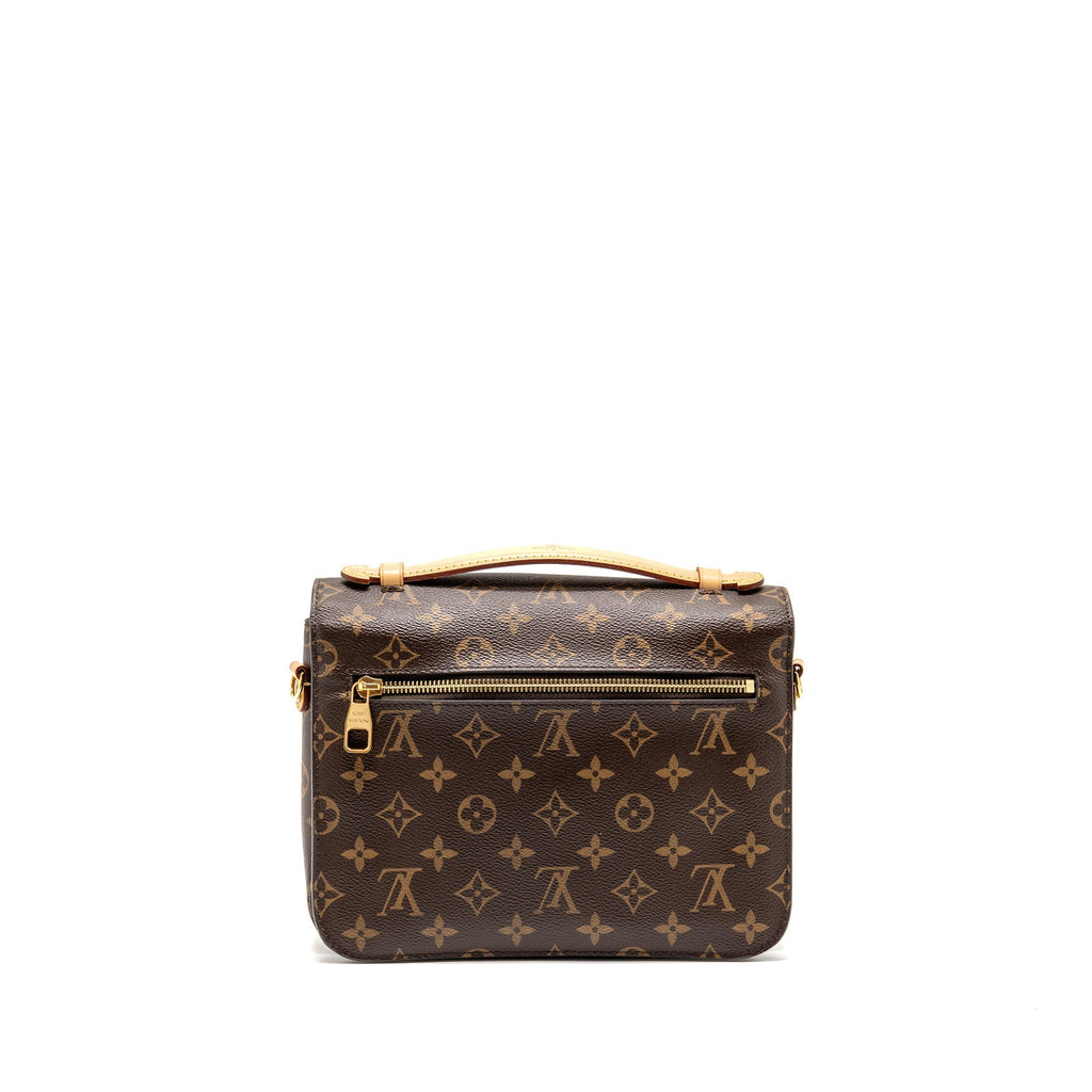louis-vuitton-pochette-metis-monogram-canvas-ghw-33