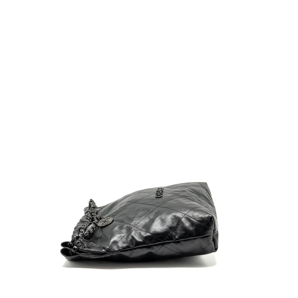 chanel-medium-22-bag-calfskin-so-black-microchip-copy-1
